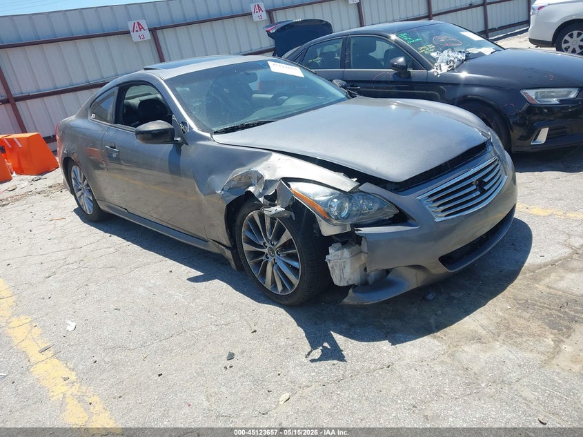 2011 Infiniti G37X