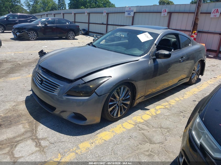 2011 INFINITI G37X auction photo 2