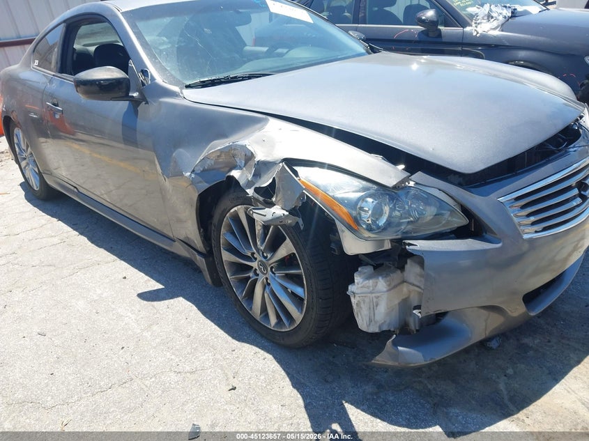 2011 INFINITI G37X auction photo 6