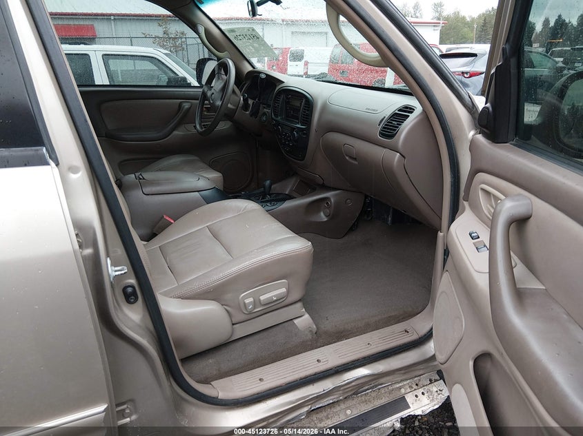 2001 Toyota Sequoia Sr5 V8 VIN: 5TDBT44A01S005188 Lot: 45123726