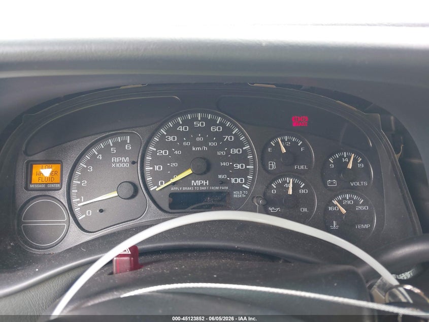 2001 Chevrolet Suburban 1500 Ls VIN: 3GNEC16T21G137160 Lot: 45123852