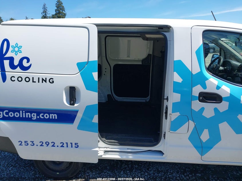 2017 CHEVROLET CITY EXPRESS auction photo 8