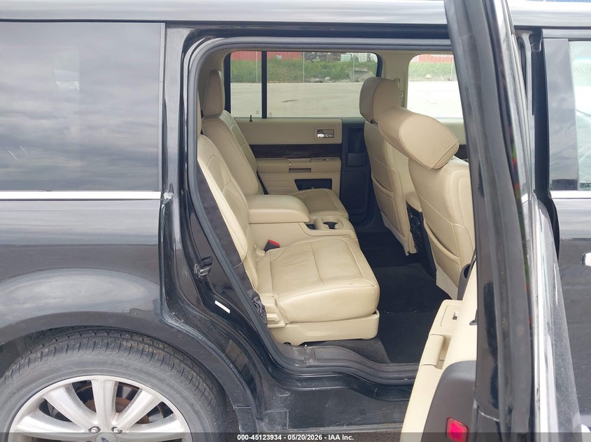 2014 Ford Flex Limited VIN: 2FMHK6DT7EBD00981 Lot: 45123934