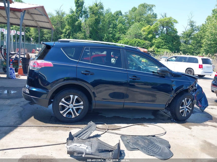 VIN JTMBFREV9HJ700881 2017 TOYOTA RAV4 LE