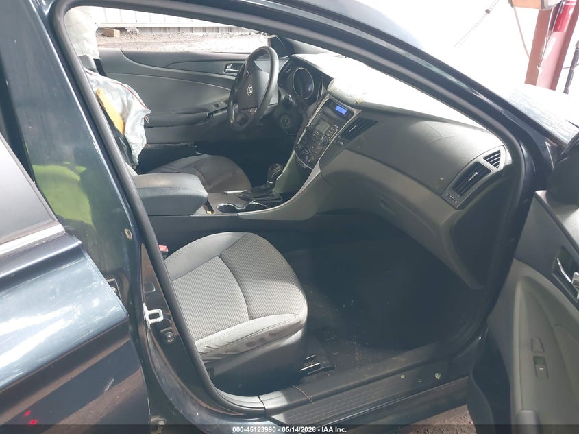 2011 HYUNDAI SONATA SEDAN 2.4L I-4 DI, DOHC, VVT, 190HP