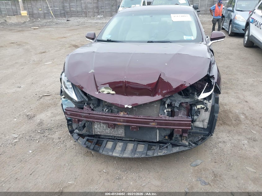 2013 LINCOLN MKZ auction photo 6