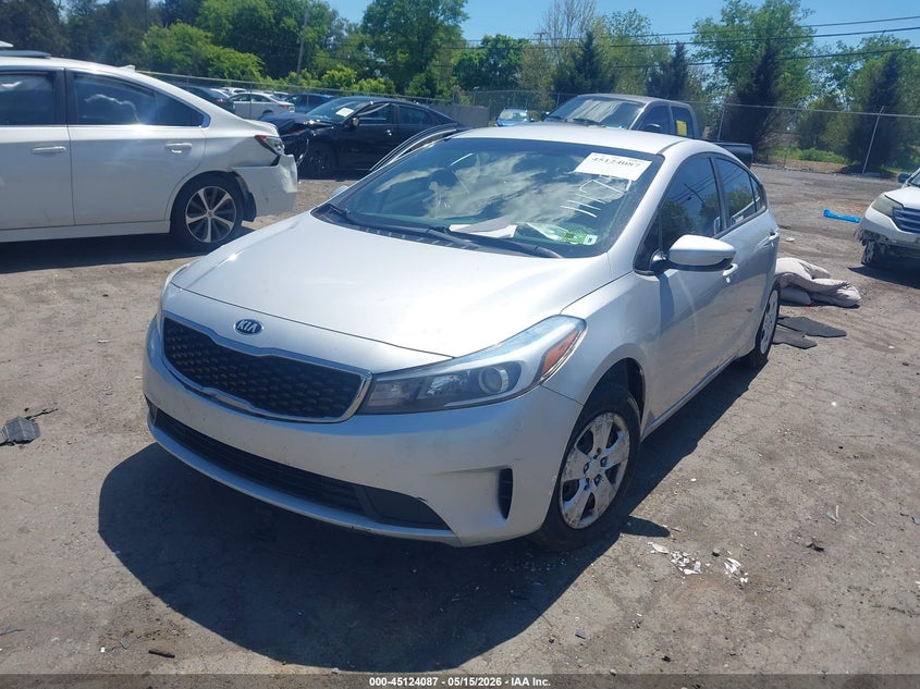 2018 Kia Forte Lx 3KPFL4A74JE220240 photo 1