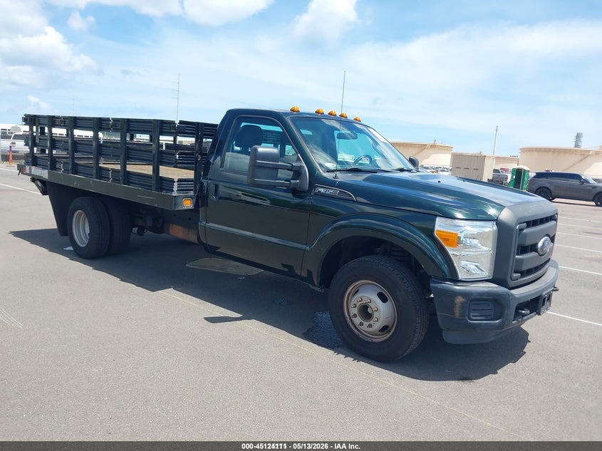 2015 FORD F-350 CHASSIS XL