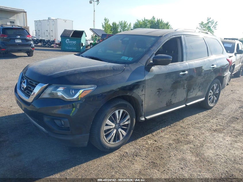 Vin: 5n1dr2mn7hc686021, lot: 45621758, nissan pathfinder sv 20172