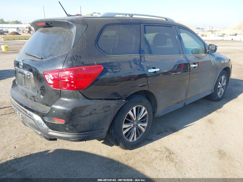 Vin: 5n1dr2mn7hc686021, lot: 45621758, nissan pathfinder sv 20174