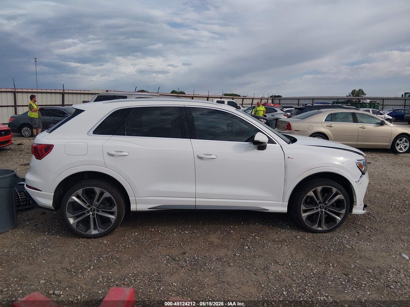 2020 Audi Q3 Premium Plus 45 Tfsi S Line Quattro Tiptronic VIN: WA1EECF36L1111753 Lot: 45124212