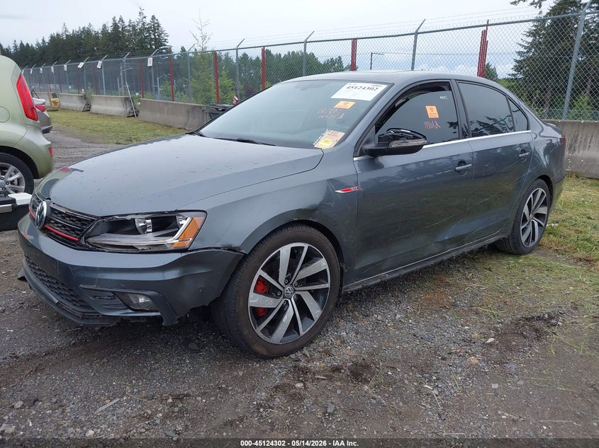 2017 VOLKSWAGEN JETTA auction photo 2