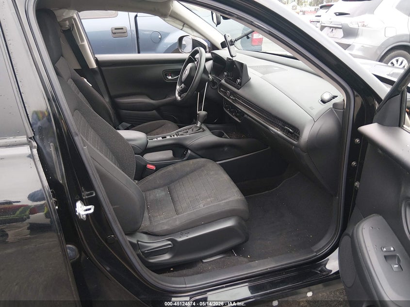 VIN 3CZRZ1H30RM704429 2024 HONDA HR-V 2WD LX