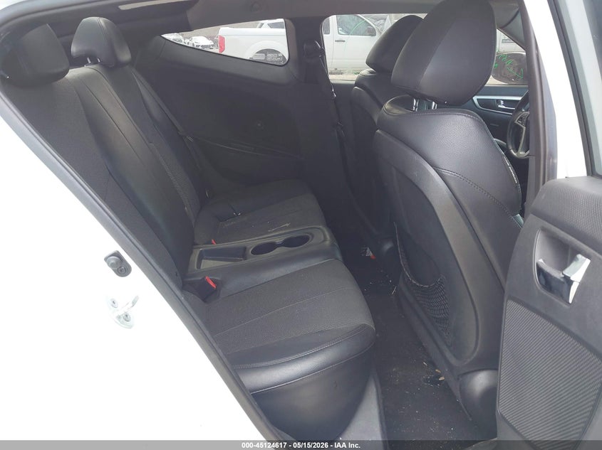 2013 HYUNDAI VELOSTER auction photo 8