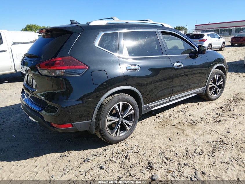2018 NISSAN ROGUE auction photo 4