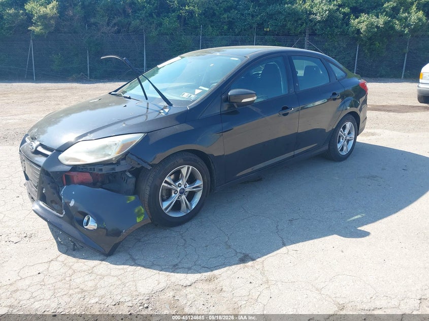 2014 Ford Focus Se 1FADP3F22EL233929 photo 1