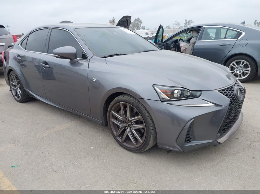 2017 LEXUS IS 200T