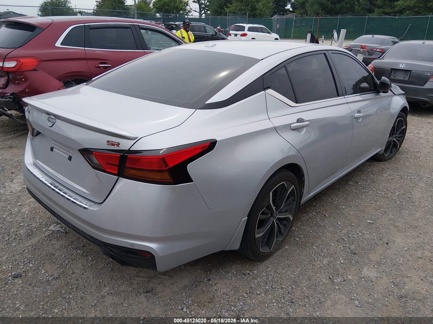 VIN 1N4BL4CV2PN377429 2023 NISSAN ALTIMA SR FWD