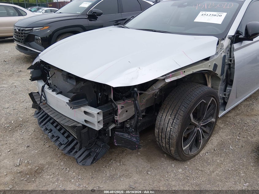 VIN 1N4BL4CV2PN377429 2023 NISSAN ALTIMA SR FWD