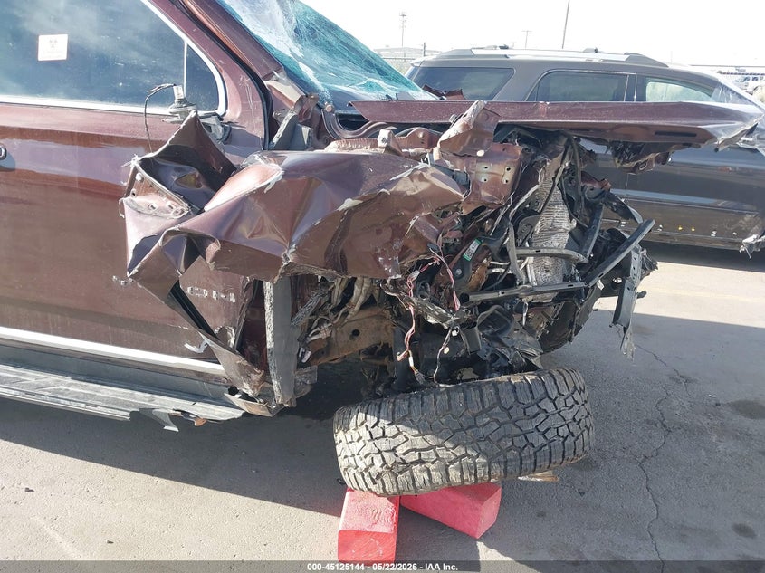 2022 GMC Yukon Xl 4Wd Slt VIN: 1GKS2GKD1NR293930 Lot: 45125144