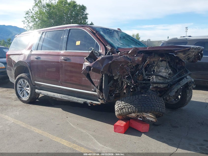 Vin: 1gks2gkd1nr293930, lot: 45622760, gmc yukon xl 4wd slt 2022 img_1