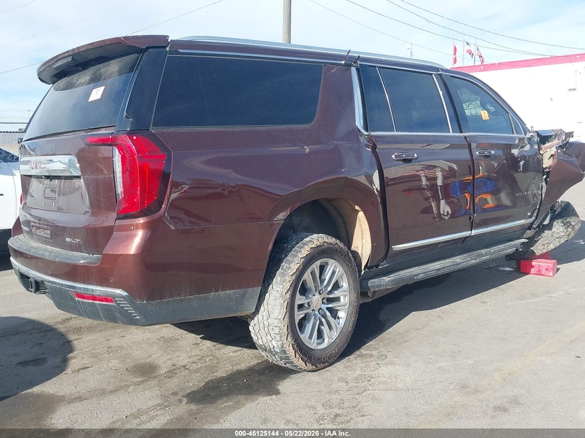 2022 GMC YUKON XL auction photo 4