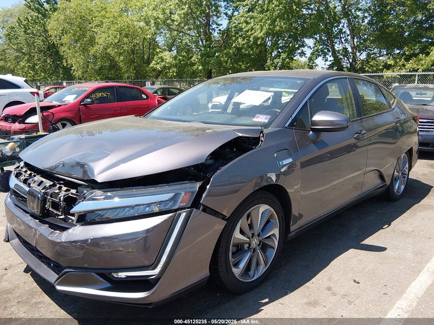 2018 Honda Clarity Plug-In Hybrid Touring VIN: JHMZC5F36JC000483 Lot: 45125235