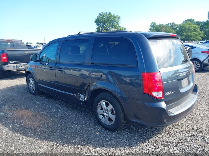 Vin: 2c4rdgcg4dr590888, lot: 45623027, dodge grand caravan sxt 20133