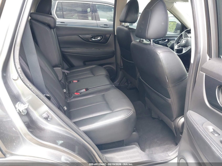 VIN JN8AT2MT2JW487684 2018 NISSAN ROGUE SL