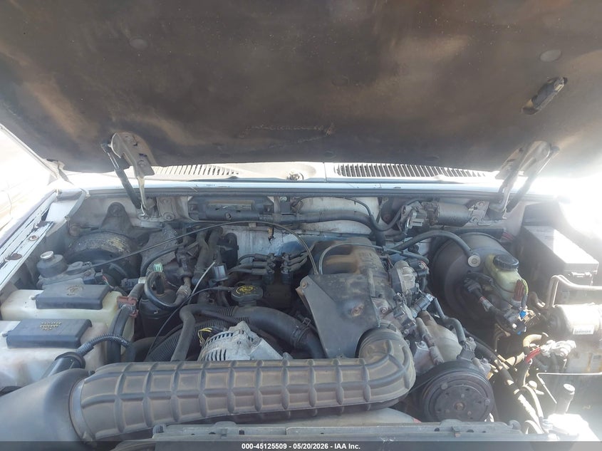 FORD EXPLORER 1996 VIN 1FMDU32X9TUB71825