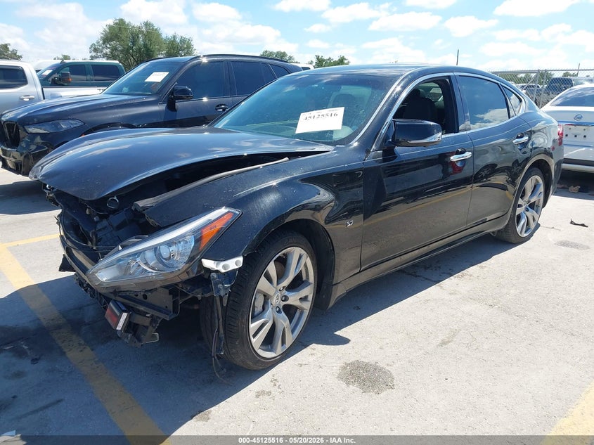 JN1BY1AP5KM505713 2019 Infiniti Q70 3.7 Luxe photo 1
