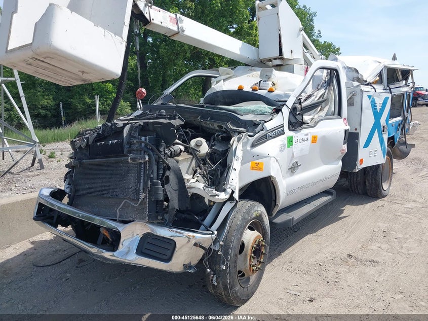 2016 Ford F-450 Chassis Xl VIN: 1FDUF4GT7GED32730 Lot: 45125648