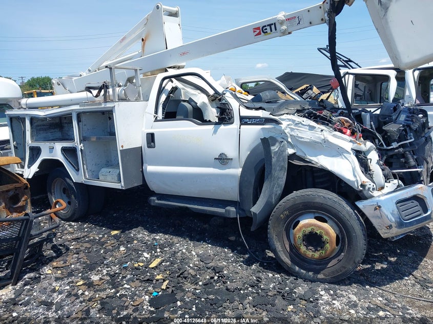 2016 Ford F-450 Chassis Xl VIN: 1FDUF4GT7GED32730 Lot: 45125648