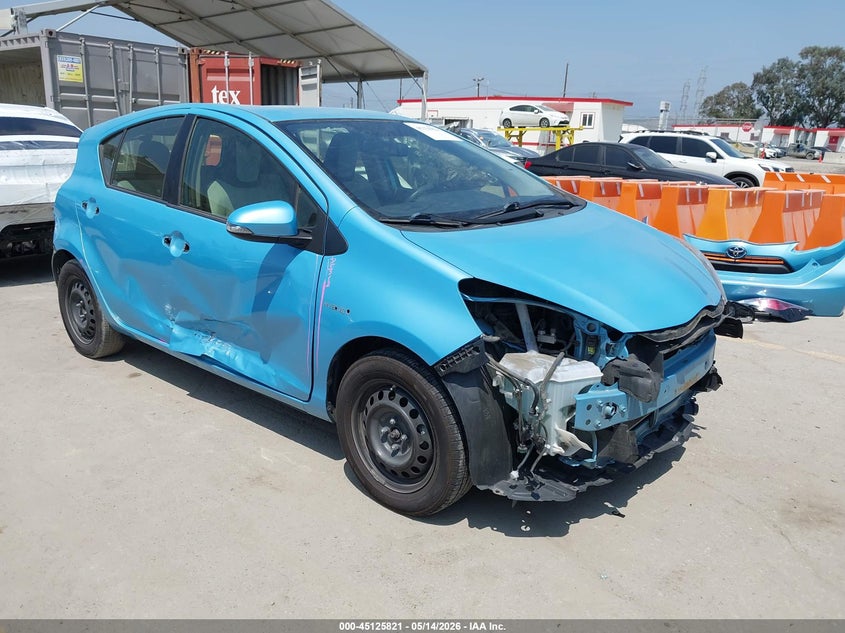 2015 TOYOTA PRIUS C ONE