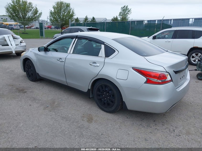 2015 NISSAN ALTIMA auction photo 3