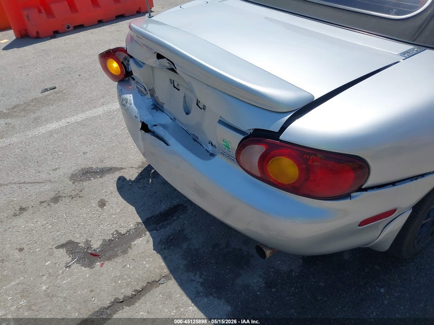 2005 Mazda Mx-5 Miata Ls VIN: JM1NB353550413527 Lot: 45125898