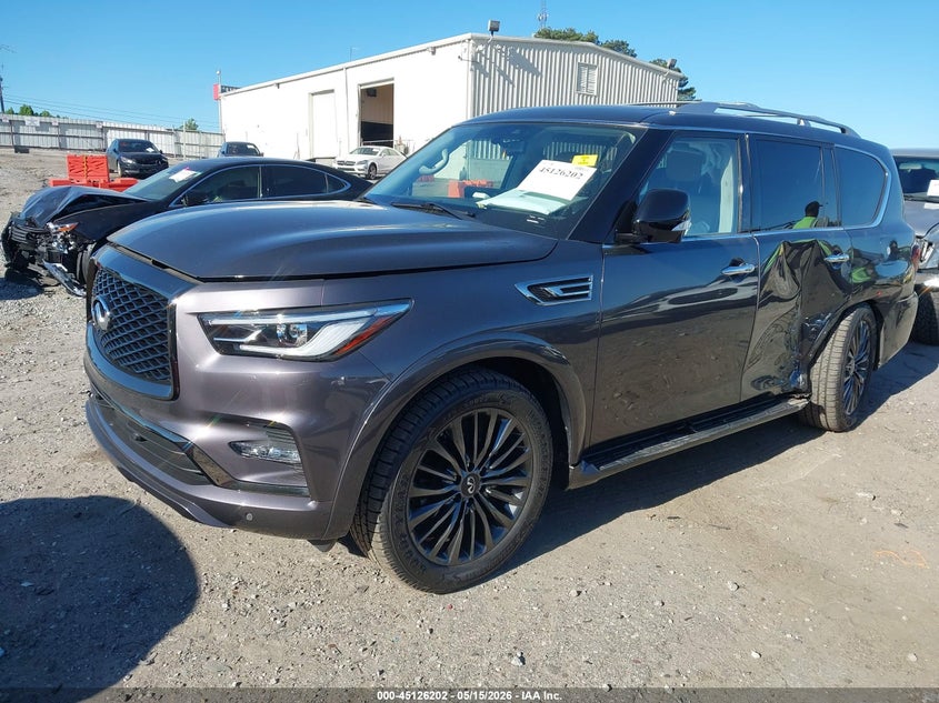 2022 INFINITI QX80 auction photo 2