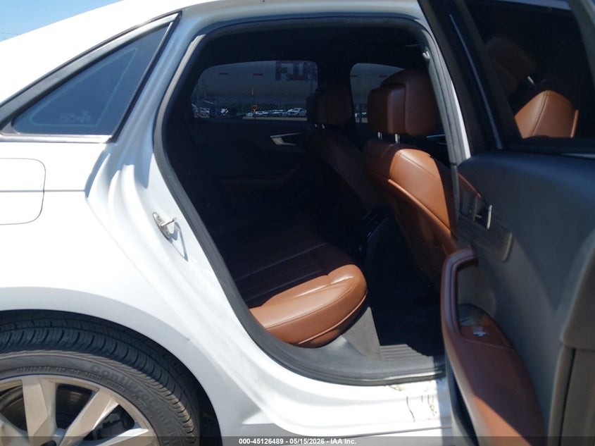 2018 AUDI A4 auction photo 8