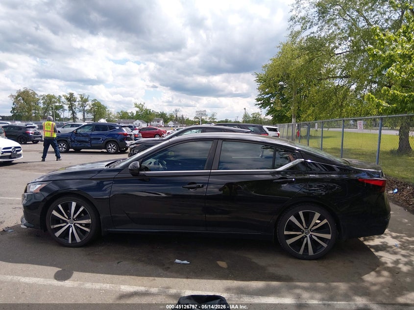 VIN 1N4BL4CVXLC172950 2020 NISSAN ALTIMA SR FWD