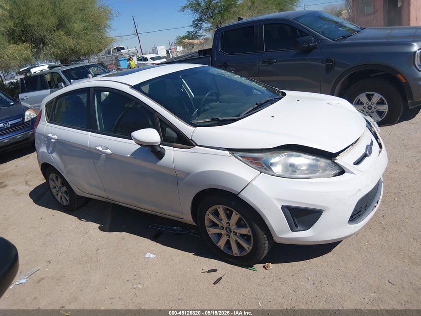 2012 Ford Fiesta 1.6 Se white Lot 111045126820 Vin 3FADP4EJ4CM118579