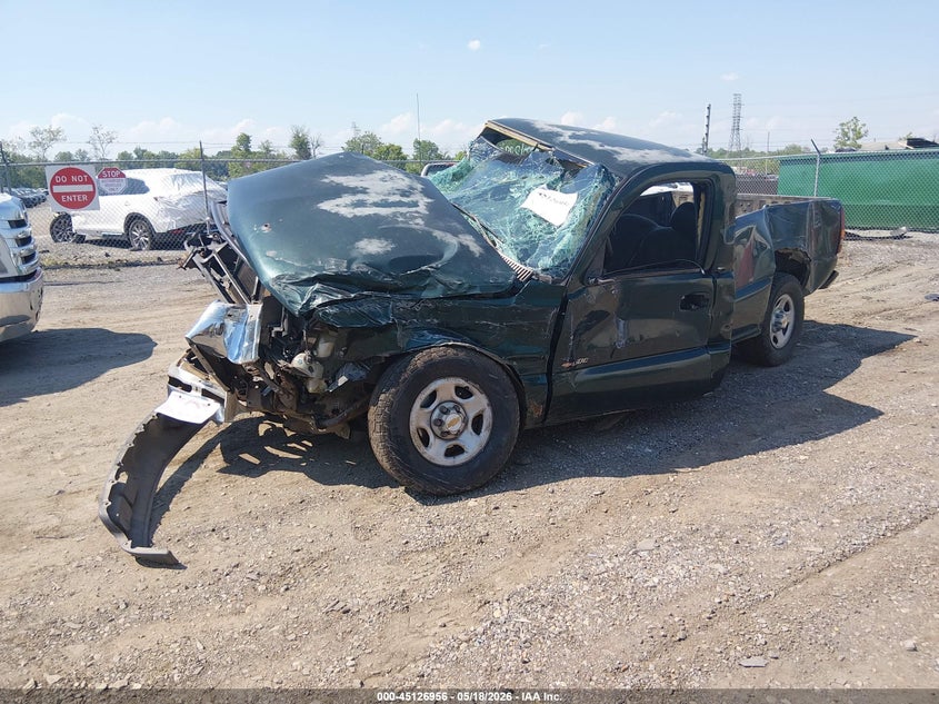 2002 Chevrolet Silverado 1500 1GCEC14W42Z322057 photo 1