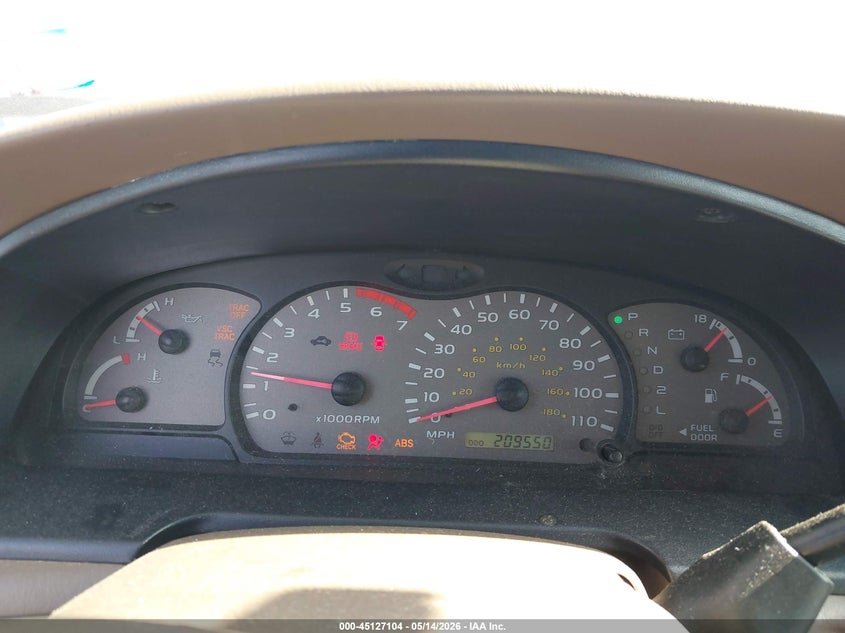 2003 Toyota Sequoia Sr5 V8 VIN: 5TDZT34A13S155211 Lot: 45127104