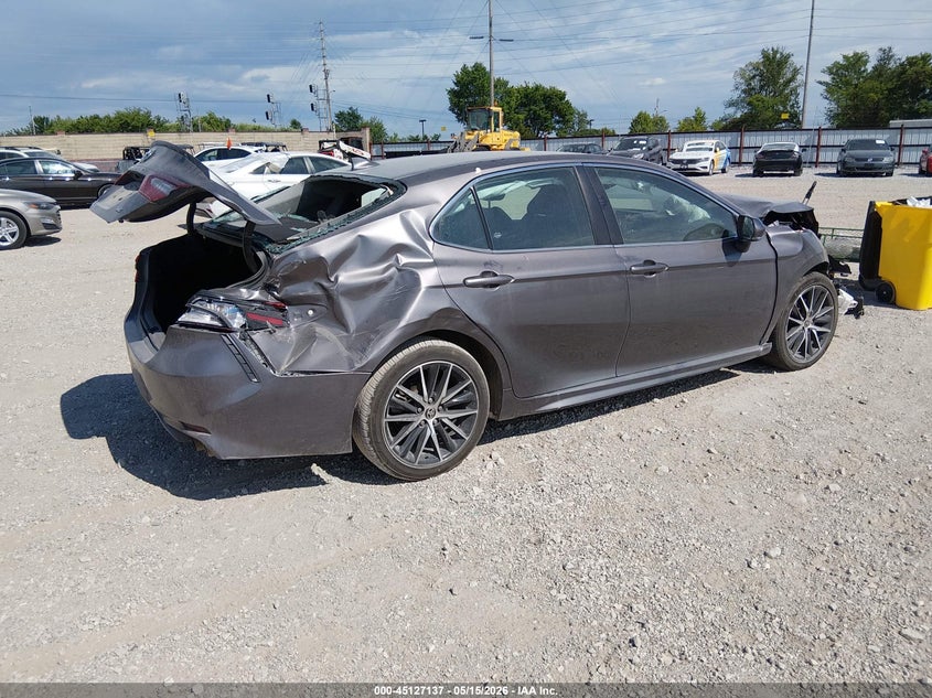 2022 TOYOTA CAMRY auction photo 4