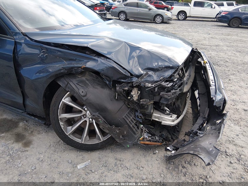 2021 VOLVO S60 auction photo 6