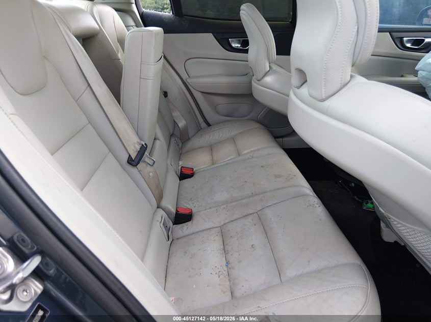 2021 VOLVO S60 auction photo 8
