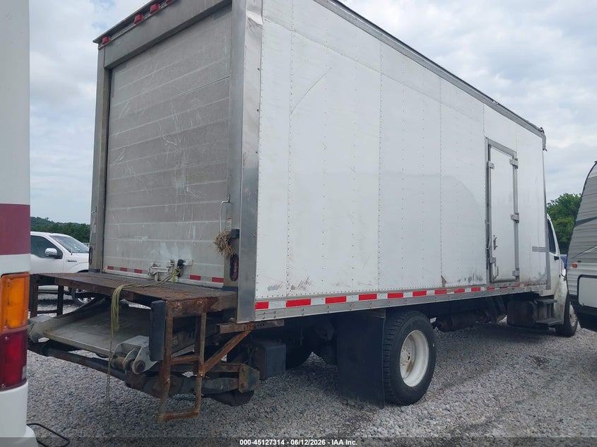 2017 FREIGHTLINER M2 106 auction photo 4
