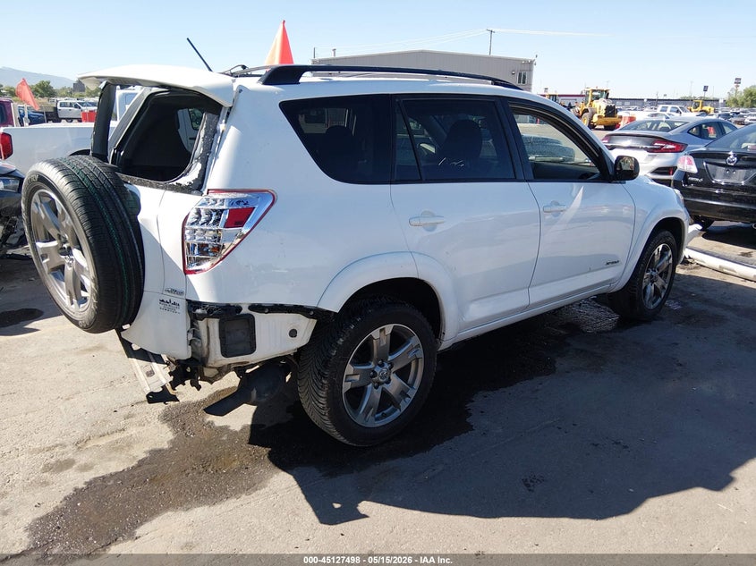 2012 TOYOTA RAV4 auction photo 4