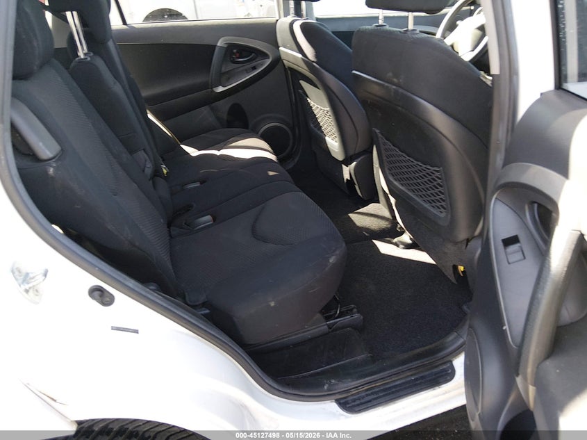 2012 TOYOTA RAV4 auction photo 8