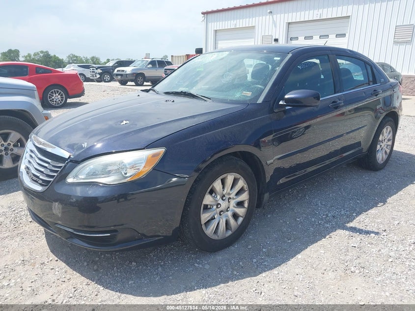 Vin: 1c3ccbab4cn257237, lot: 45625150, chrysler 200 lx 20122