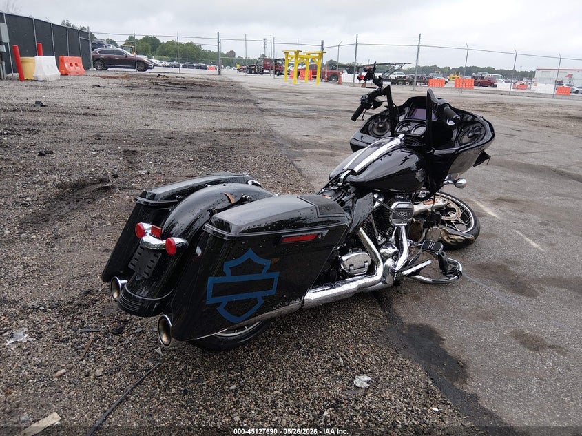2021 HARLEY-DAVIDSON FLTRXS auction photo 4